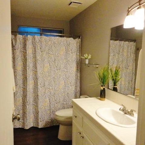 Detail Gallery Image 17 of 22 For 2116 Mount Vernon Dr #D,  Modesto,  CA 95350 - 3 Beds | 1/1 Baths