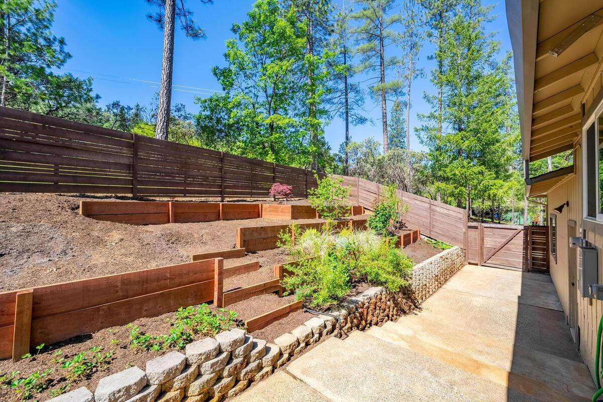 Detail Gallery Image 31 of 62 For 3201 Hume Glenn Dr, Placerville,  CA 95667 - 3 Beds | 2 Baths