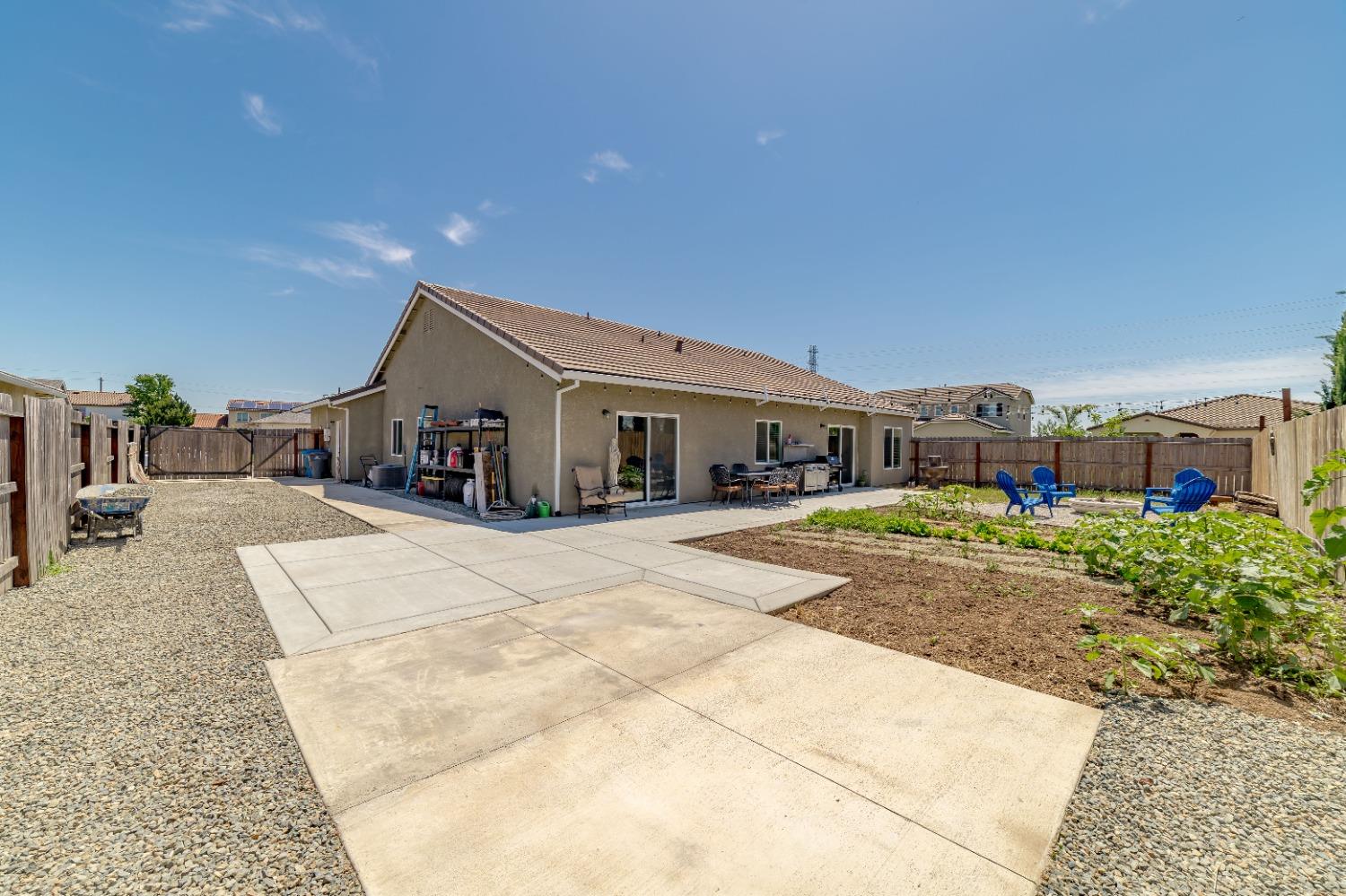 Larner Way, Olivehurst, California image 36