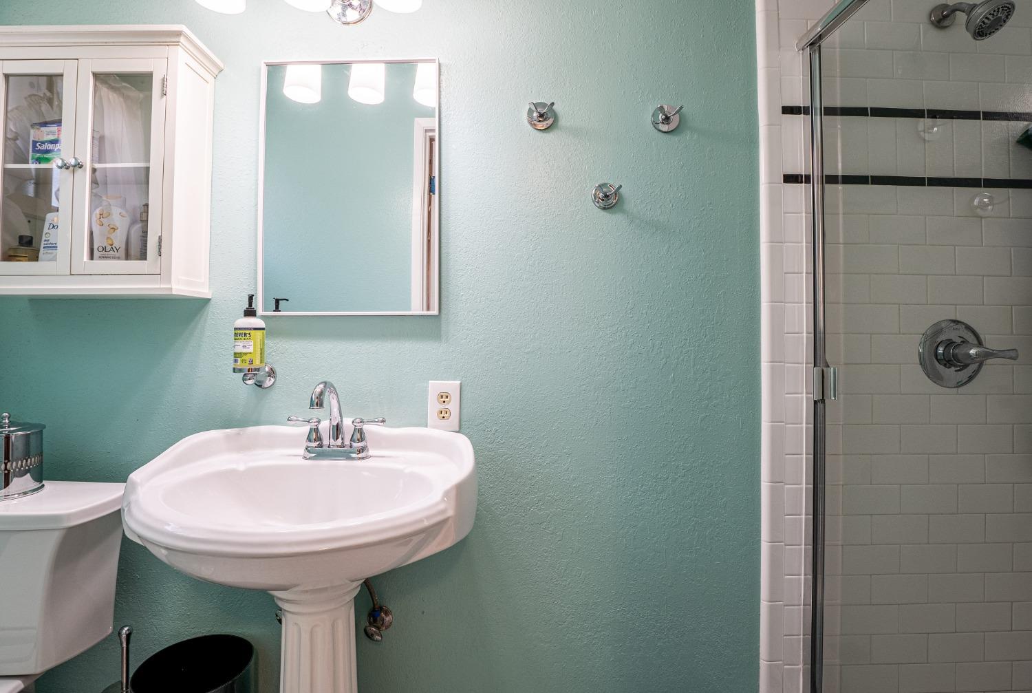 Detail Gallery Image 31 of 50 For 1722 Lauralee Ct, Modesto,  CA 95350 - 3 Beds | 2 Baths