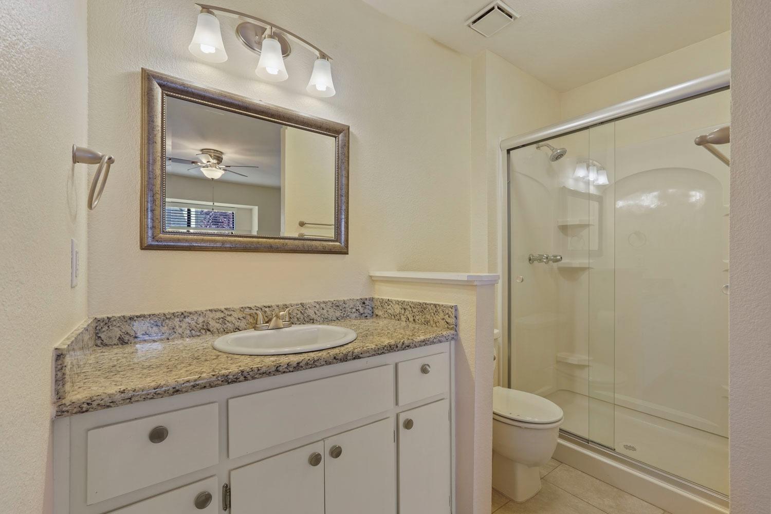 Detail Gallery Image 23 of 36 For 1921 S Mills Ave #3,  Lodi,  CA 95242 - 2 Beds | 2 Baths