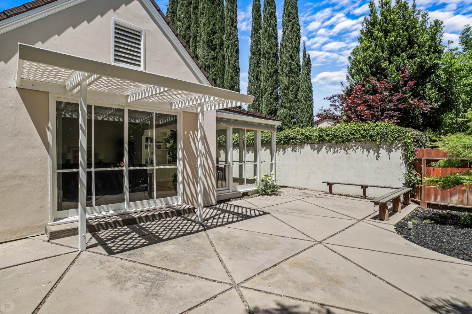 Detail Gallery Image 8 of 35 For 1009 Magnolia Ave, Modesto,  CA 95350 - 4 Beds | 2 Baths