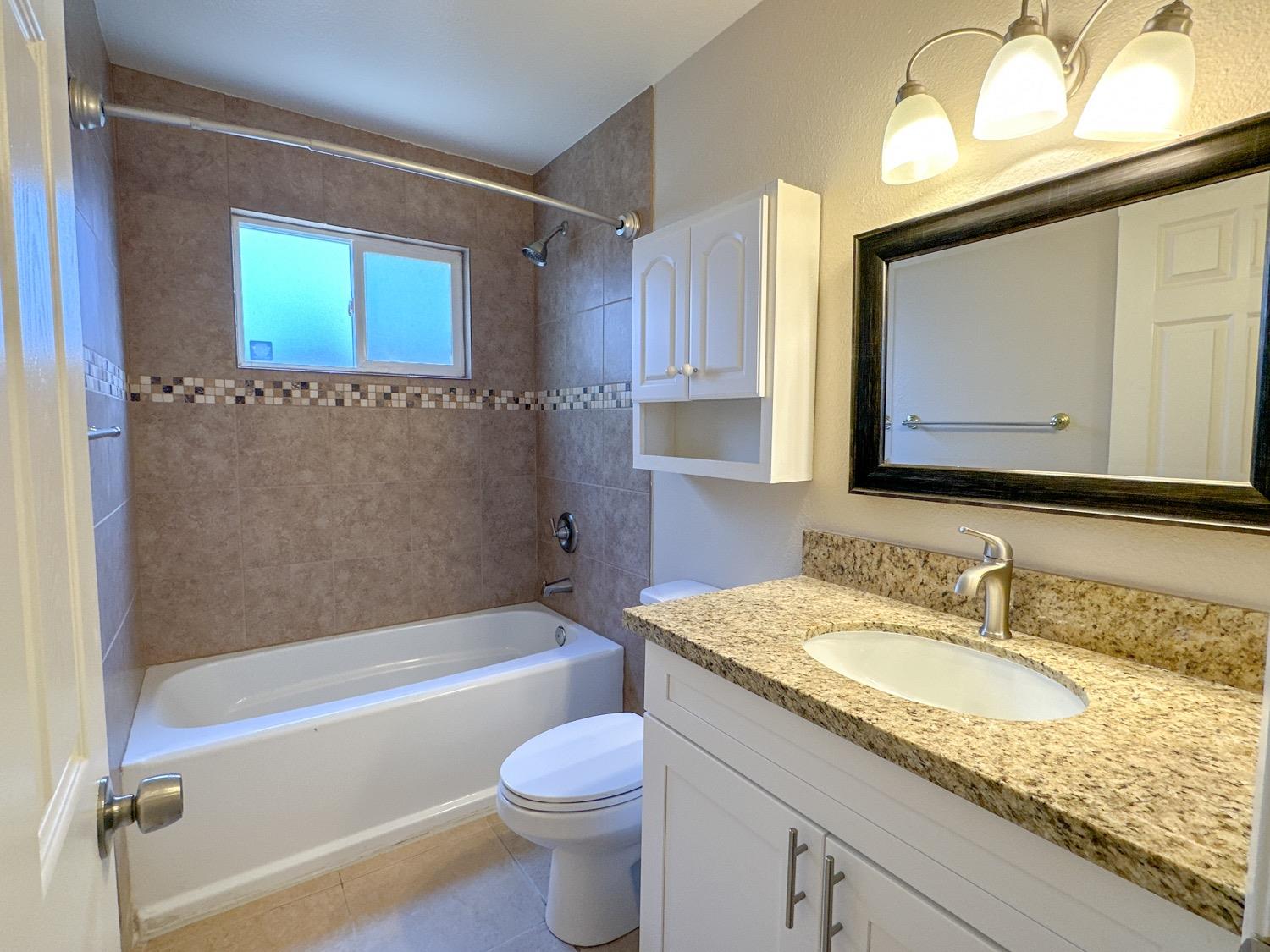 Detail Gallery Image 17 of 24 For 1604 Groveton Way, Modesto,  CA 95355 - 3 Beds | 2 Baths