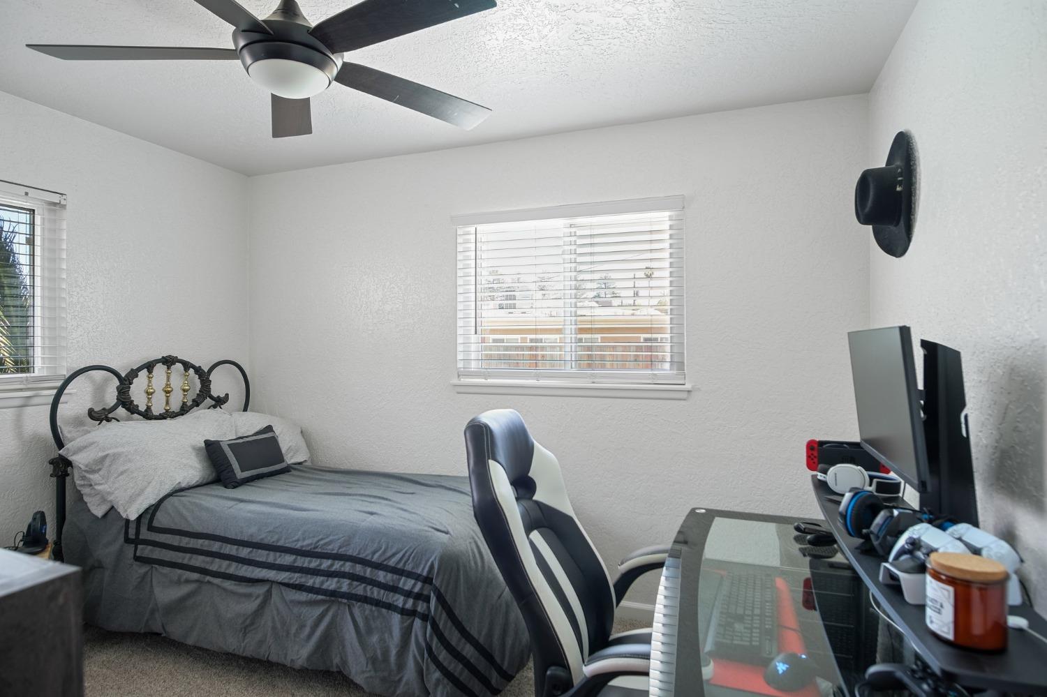 Detail Gallery Image 16 of 32 For 1818 Waring Way, Modesto,  CA 95350 - 3 Beds | 2 Baths