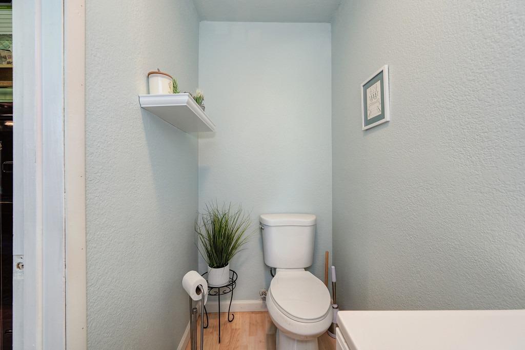 Detail Gallery Image 68 of 86 For 3991 Hickey Ln, Loomis,  CA 95650 - 4 Beds | 2/2 Baths
