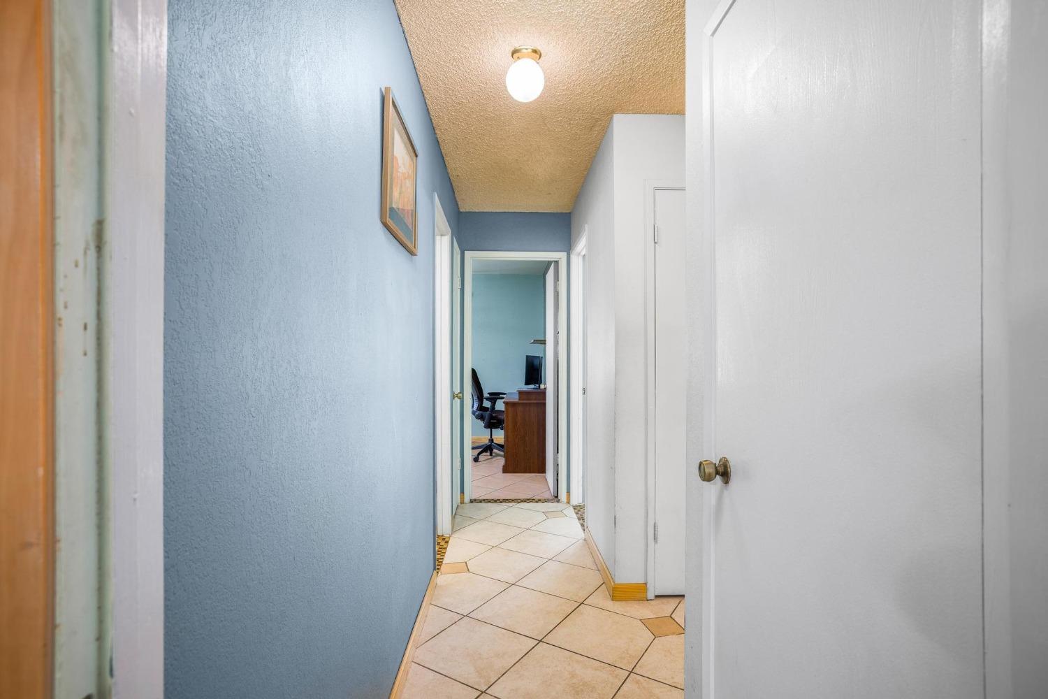 Detail Gallery Image 24 of 45 For 1443 Trailwood Ave, Manteca,  CA 95336 - 3 Beds | 2 Baths