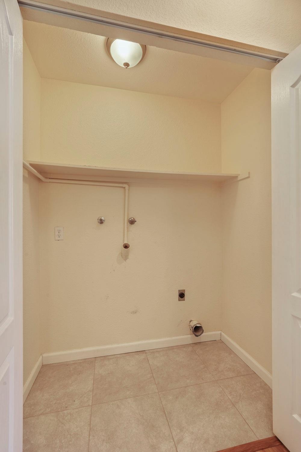Detail Gallery Image 30 of 36 For 1921 S Mills Ave #3,  Lodi,  CA 95242 - 2 Beds | 2 Baths