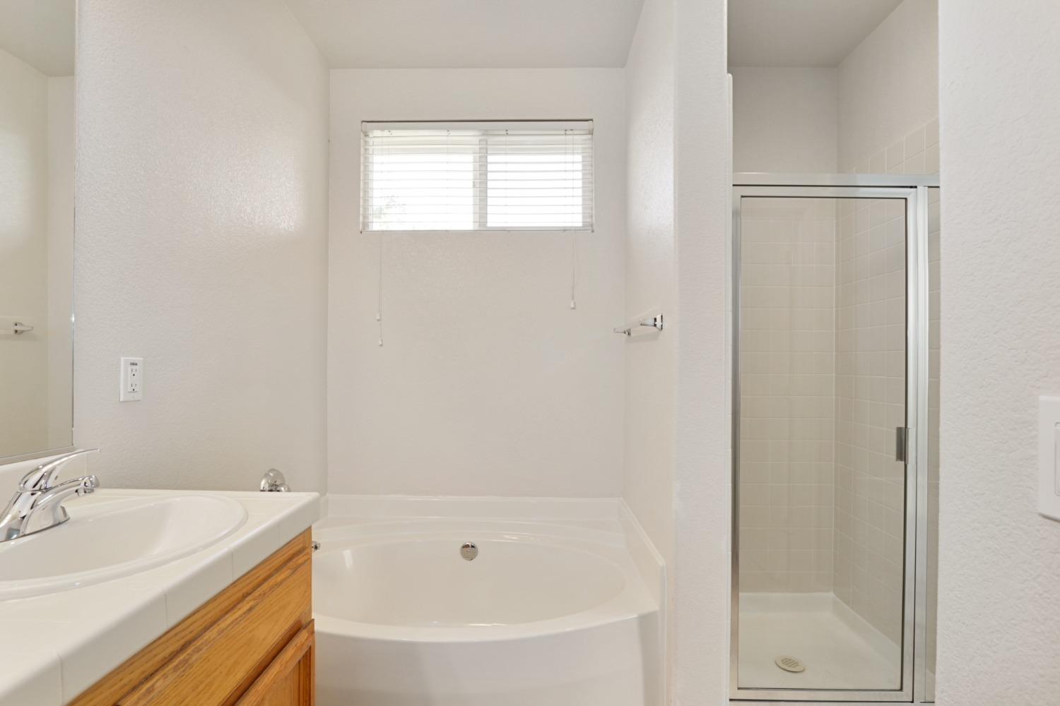 Detail Gallery Image 19 of 31 For 664 Costa Ln, Lincoln,  CA 95648 - 3 Beds | 2 Baths