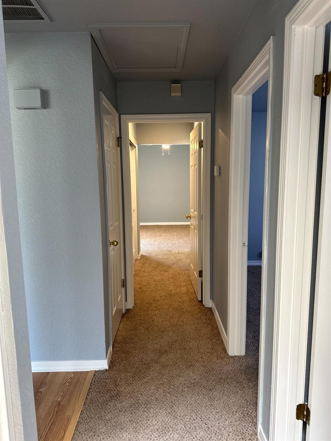 Detail Gallery Image 8 of 37 For 8241 Silverside Dr, Antelope,  CA 95843 - 3 Beds | 2 Baths