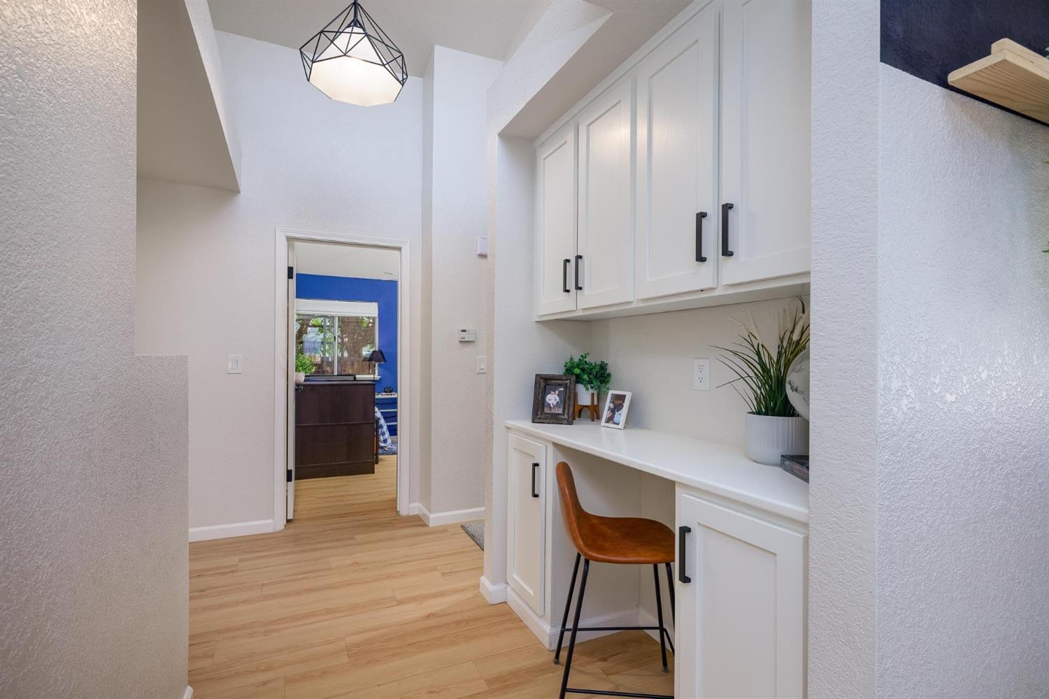 Detail Gallery Image 12 of 28 For 215 S 3rd St, Tracy,  CA 95376 - 3 Beds | 2 Baths