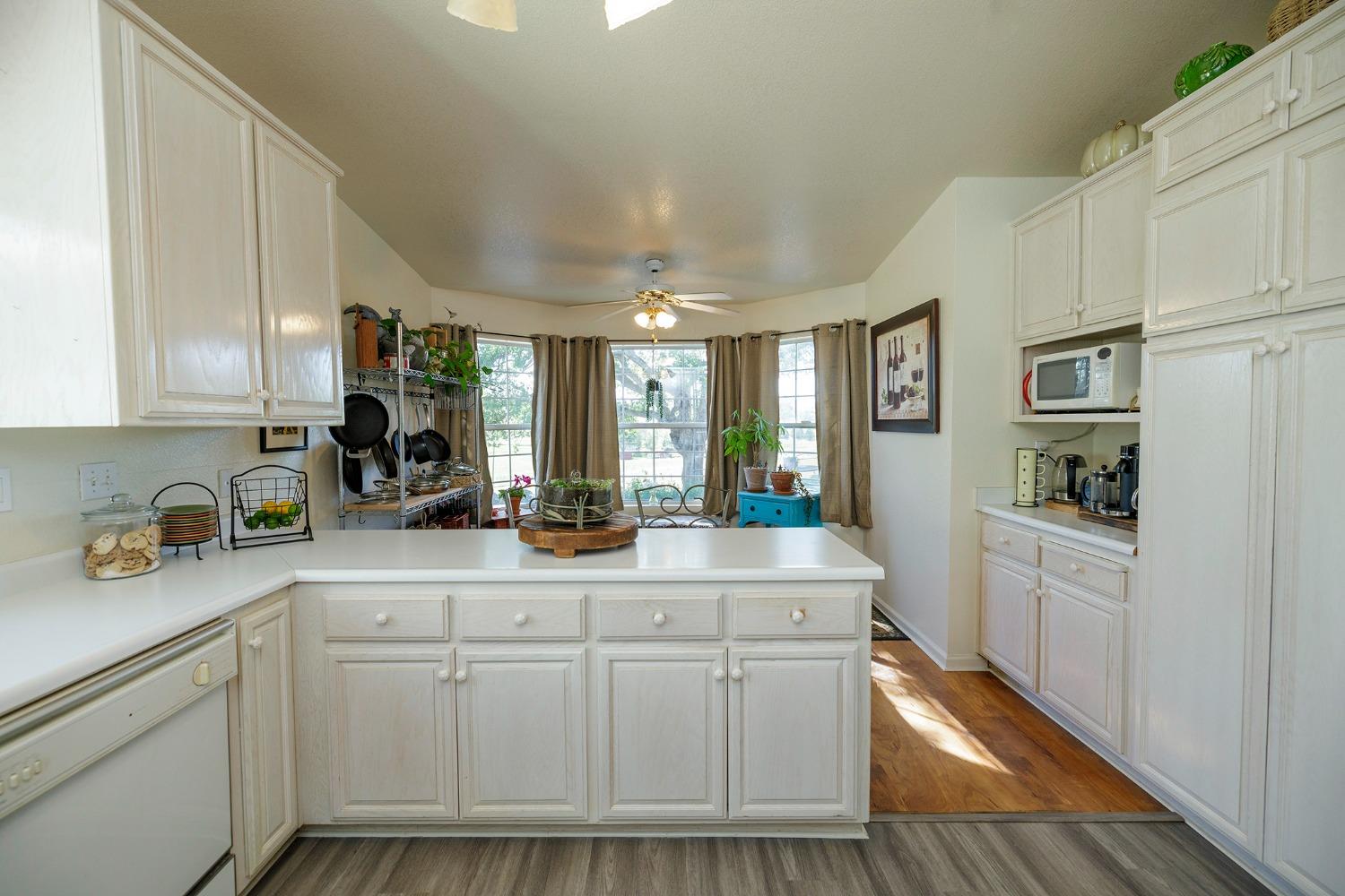 Detail Gallery Image 20 of 60 For 9696 Laredo St, La Grange,  CA 95329 - 3 Beds | 2/1 Baths