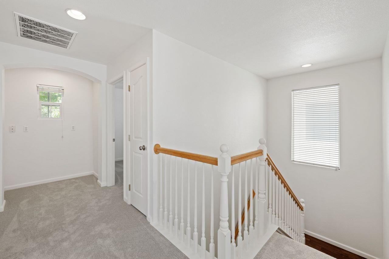 Detail Gallery Image 21 of 35 For 2048 Fenmore Way, Sacramento,  CA 95835 - 3 Beds | 2/1 Baths