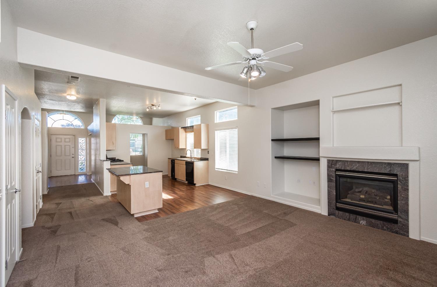 Detail Gallery Image 17 of 58 For 9088 Bedrock Ct, Sacramento,  CA 95829 - 4 Beds | 2/1 Baths