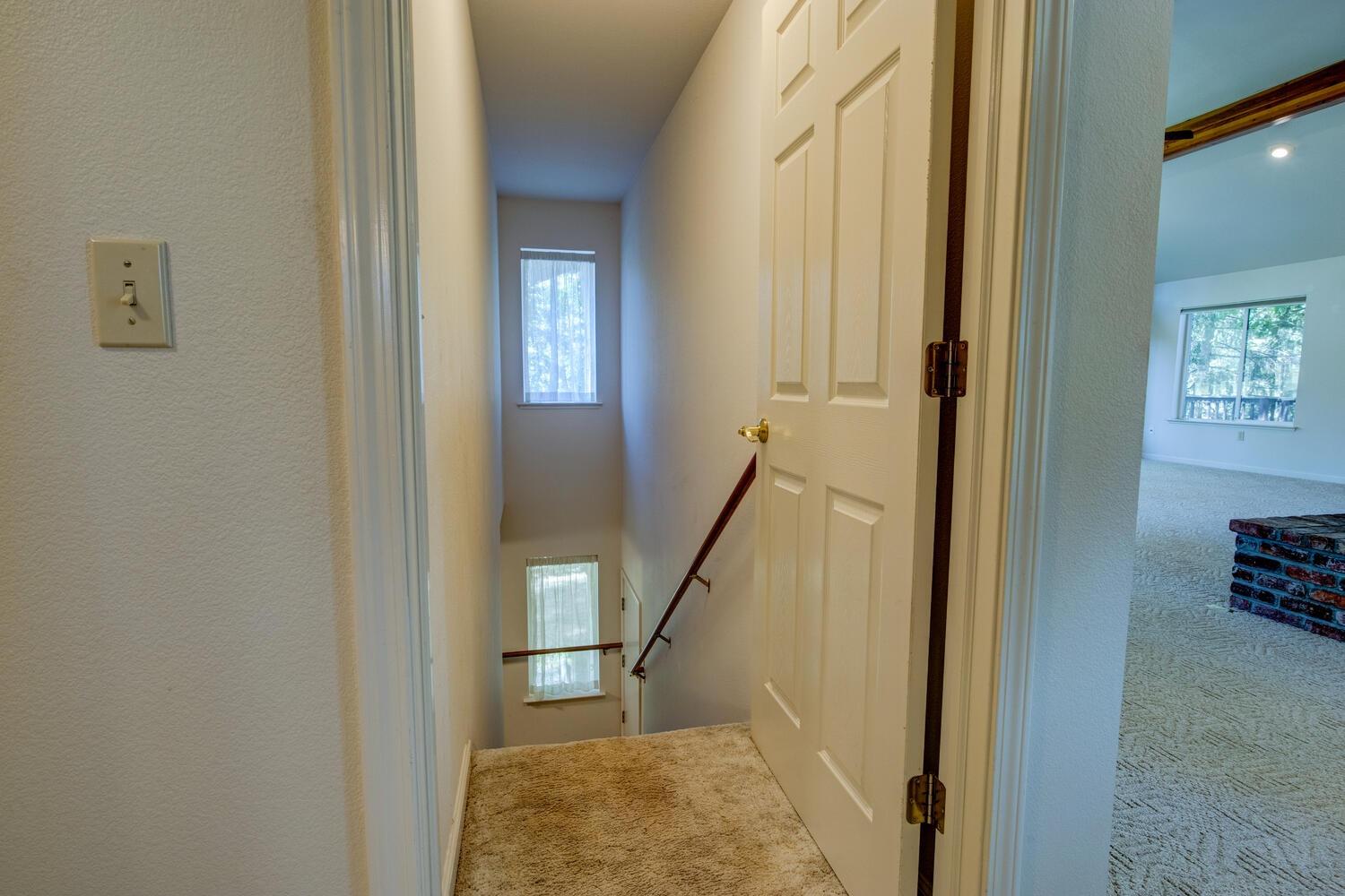 Detail Gallery Image 22 of 44 For 18500 Pine Tree Way, Mokelumne Hill,  CA 95245 - 3 Beds | 2/2 Baths