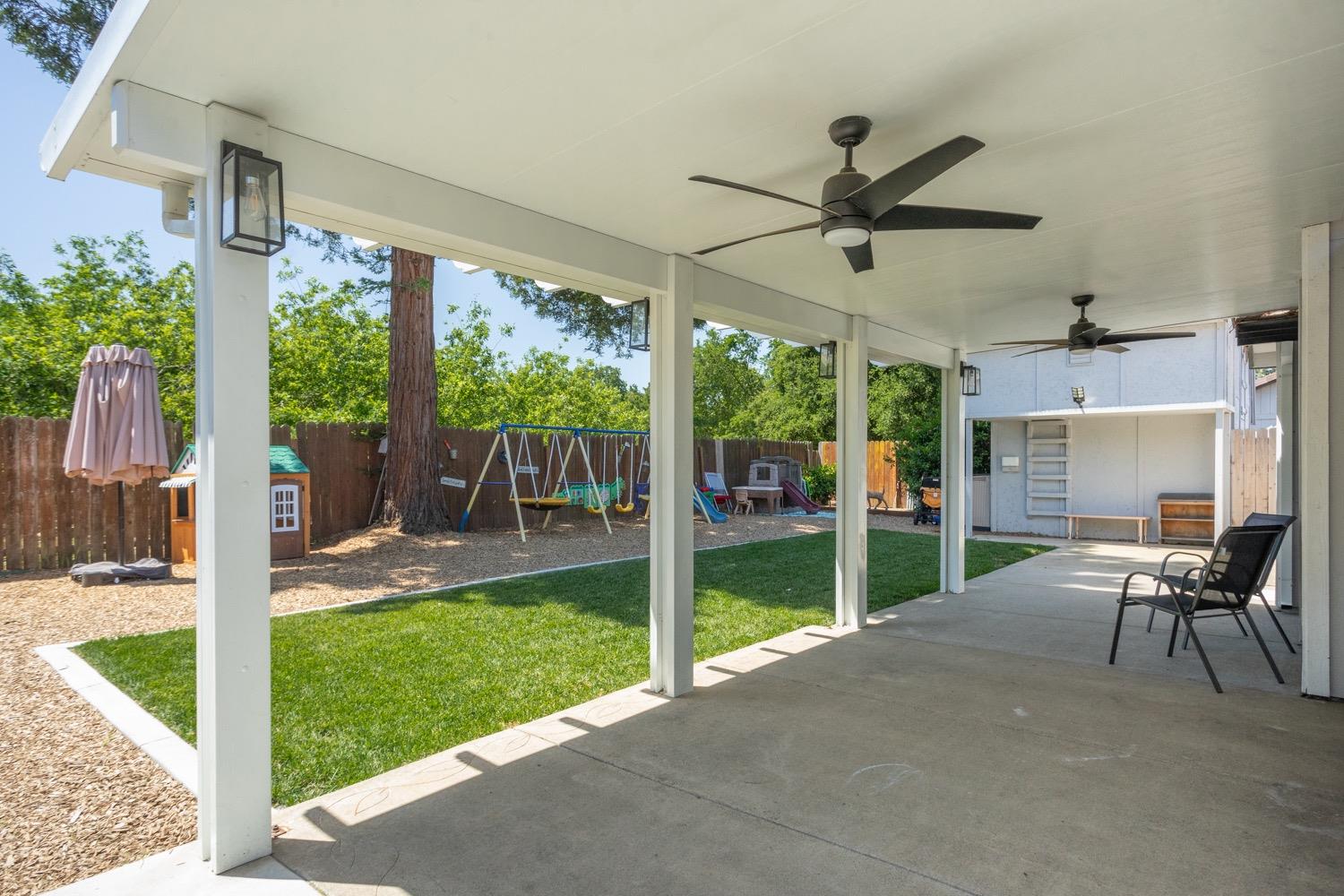 Detail Gallery Image 8 of 40 For 392 Lonely Oak St, Yuba City,  CA 95991 - 3 Beds | 2 Baths