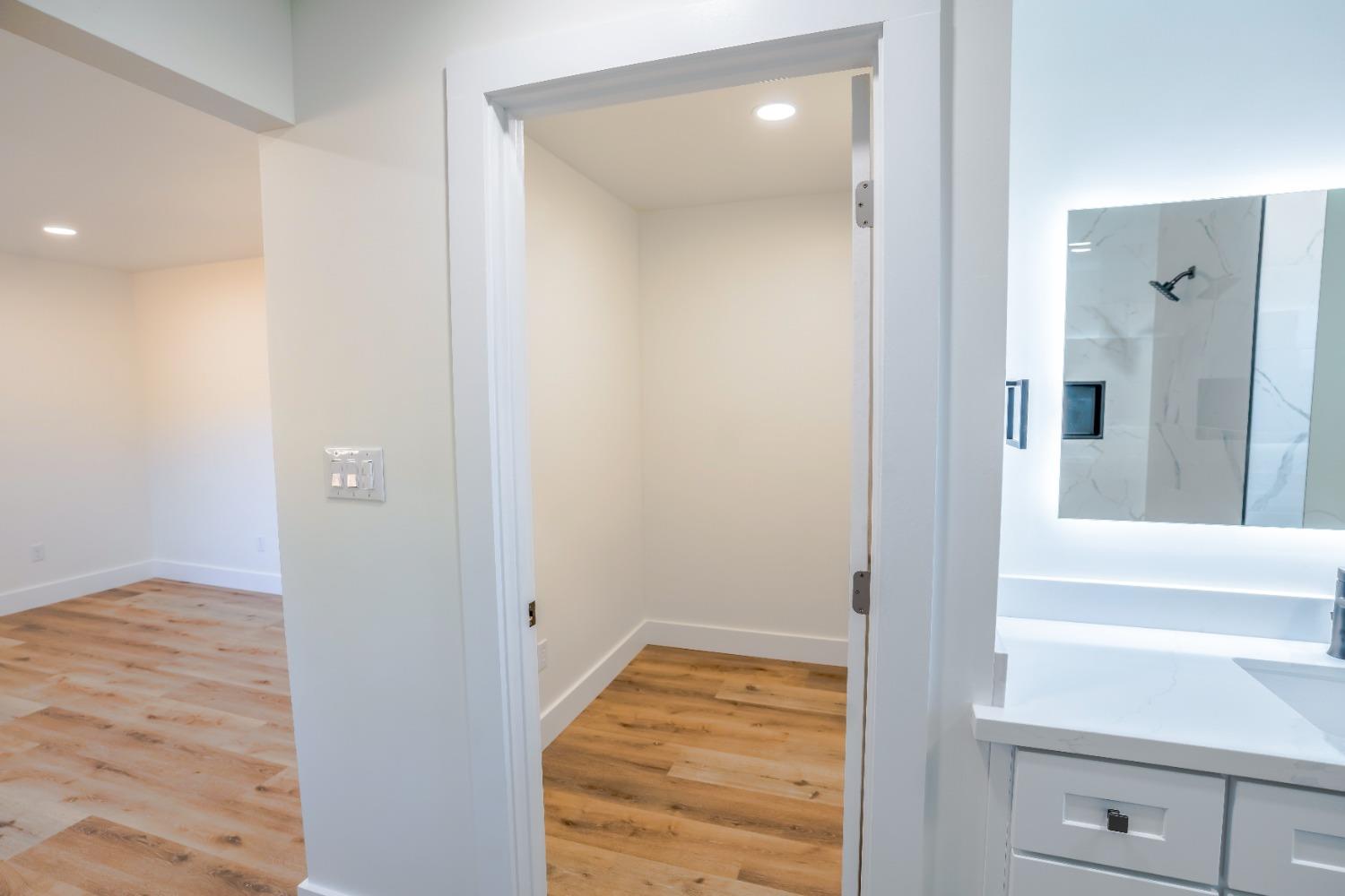 Detail Gallery Image 28 of 38 For 1406 Ne Oklahoma Ave #1,  Escalon,  CA 95320 - 3 Beds | 2 Baths