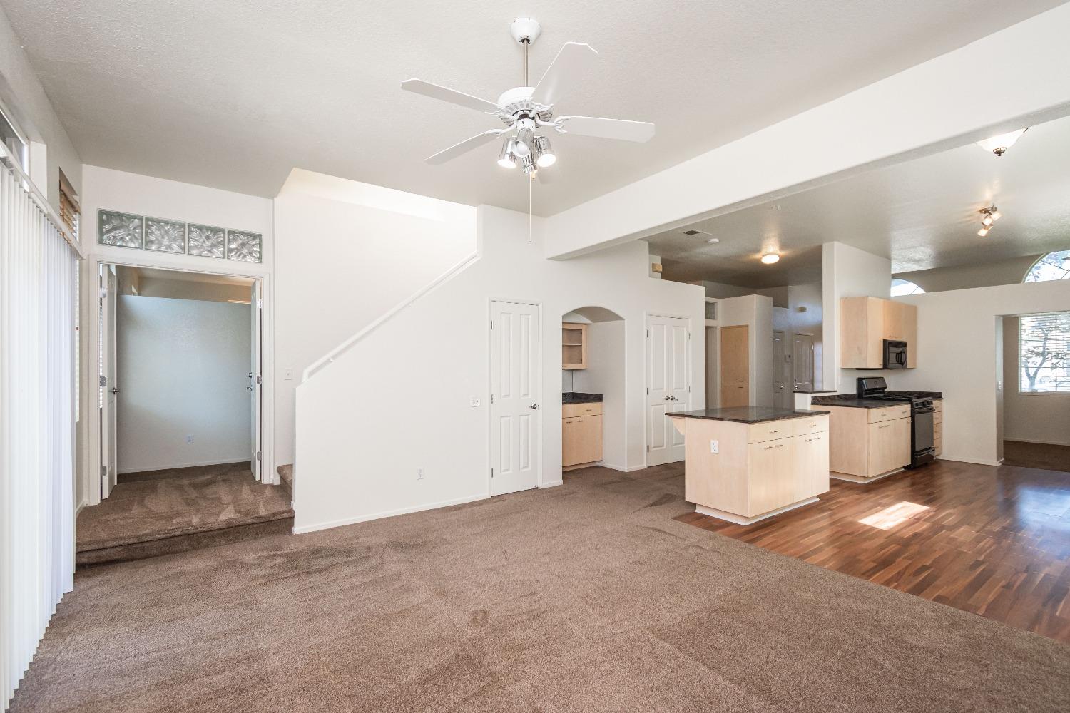 Detail Gallery Image 14 of 58 For 9088 Bedrock Ct, Sacramento,  CA 95829 - 4 Beds | 2/1 Baths