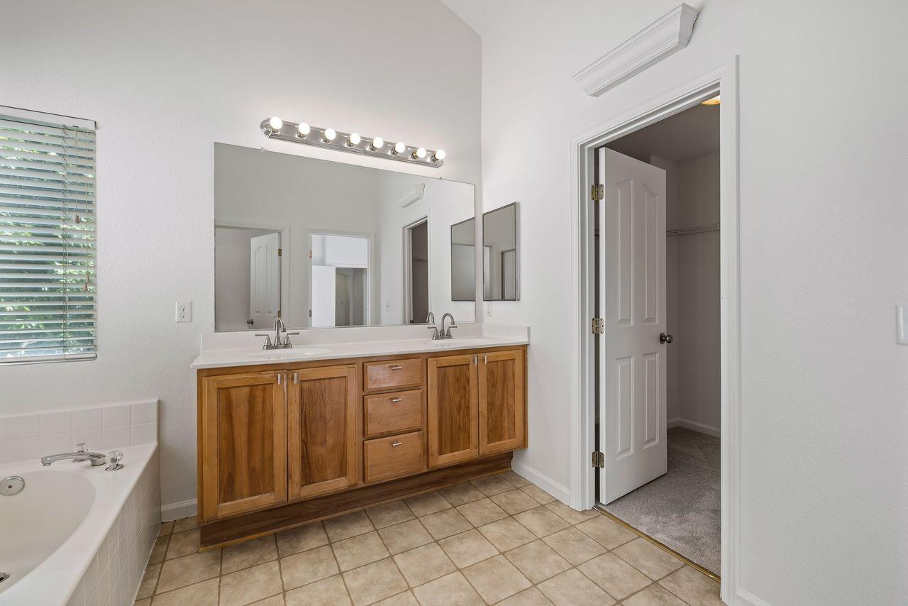 Detail Gallery Image 30 of 35 For 2048 Fenmore Way, Sacramento,  CA 95835 - 3 Beds | 2/1 Baths