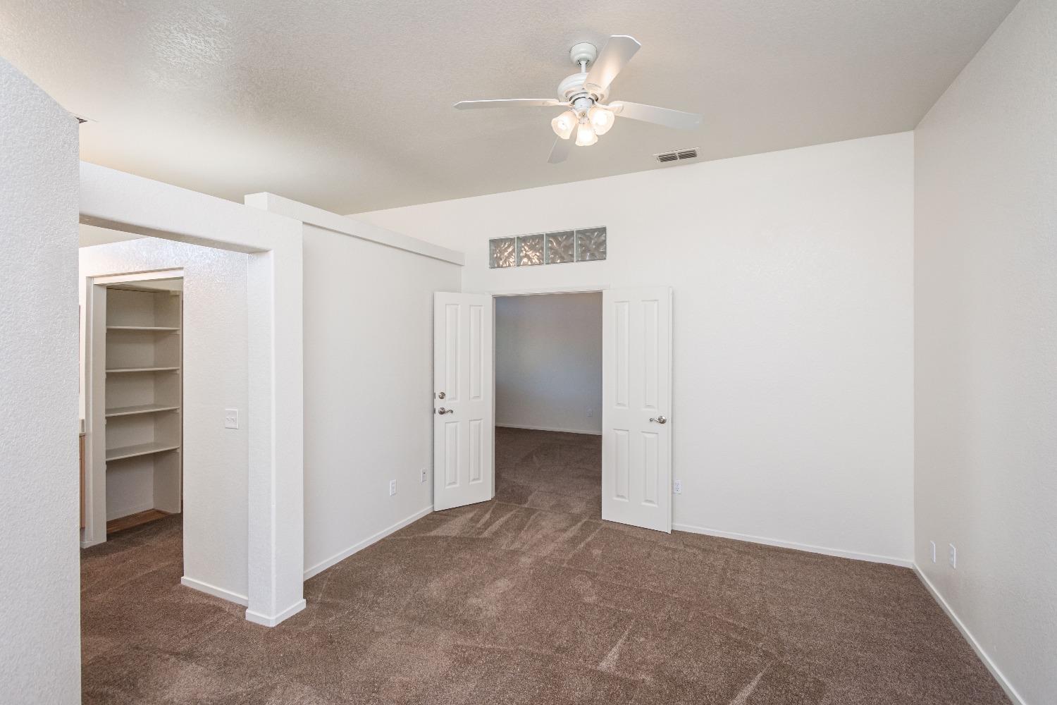 Detail Gallery Image 29 of 58 For 9088 Bedrock Ct, Sacramento,  CA 95829 - 4 Beds | 2/1 Baths