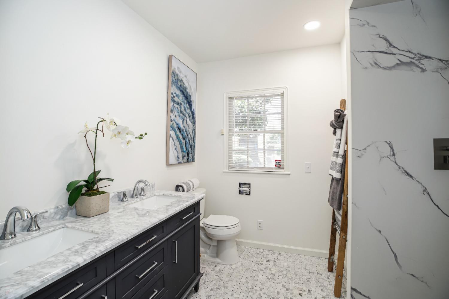 Detail Gallery Image 23 of 35 For 1009 Magnolia Ave, Modesto,  CA 95350 - 4 Beds | 2 Baths
