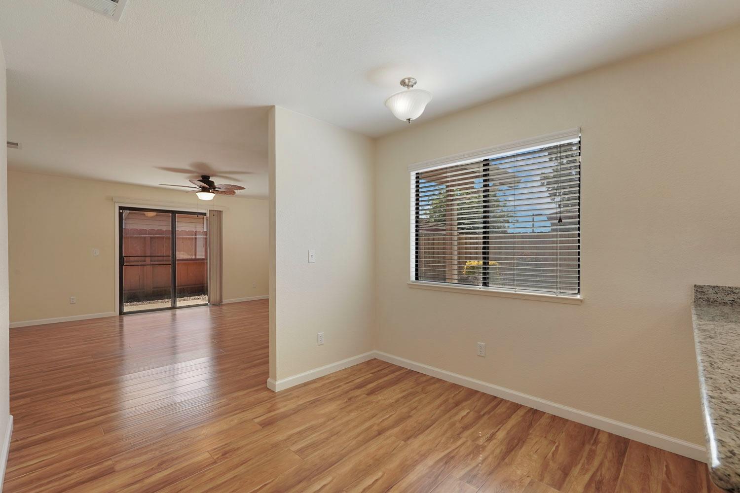 Detail Gallery Image 17 of 36 For 1921 S Mills Ave #3,  Lodi,  CA 95242 - 2 Beds | 2 Baths