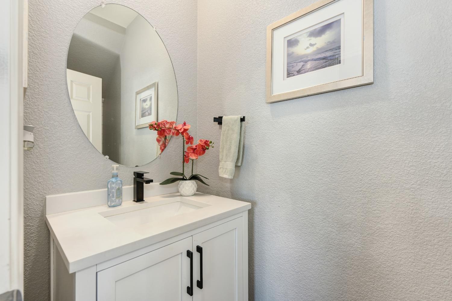 Detail Gallery Image 22 of 55 For 3221 Gosport Way, Rancho Cordova,  CA 95670 - 3 Beds | 2/1 Baths