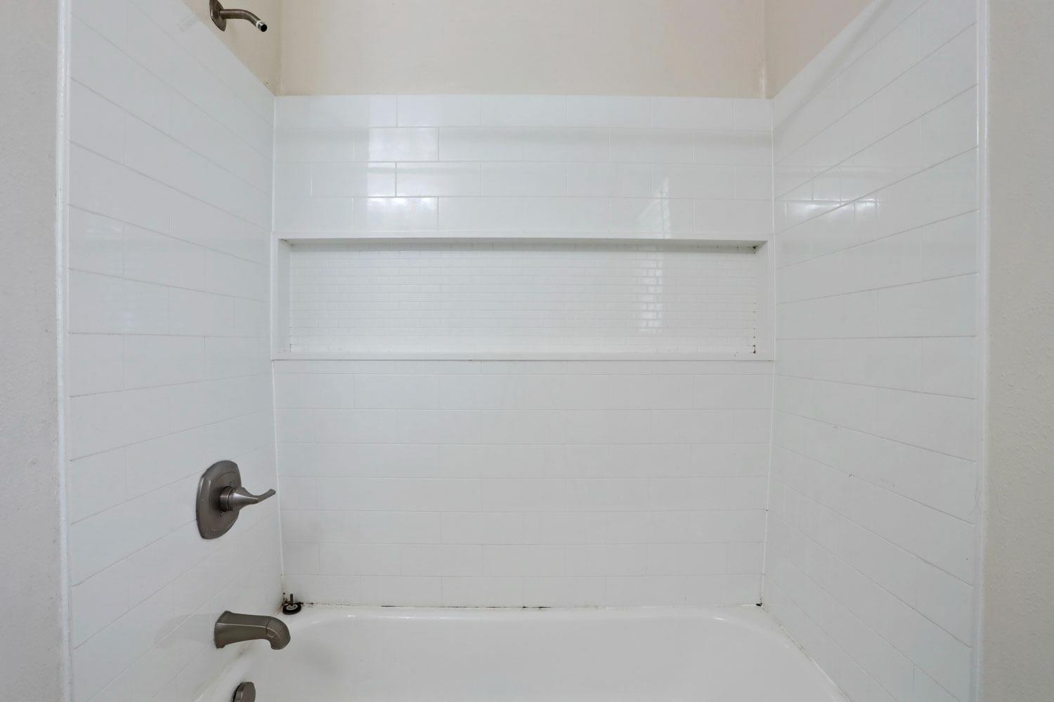 Detail Gallery Image 17 of 31 For 611 Highmoor Ave, Stockton,  CA 95210 - 3 Beds | 2 Baths