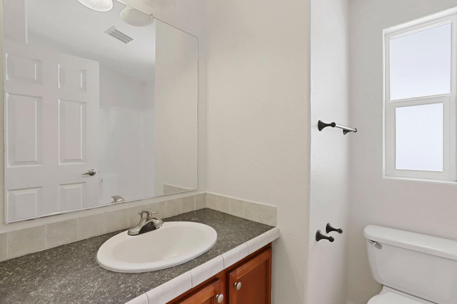 Detail Gallery Image 25 of 34 For 820 N Lincoln Way 76, Galt,  CA 95632 - 2 Beds | 2 Baths