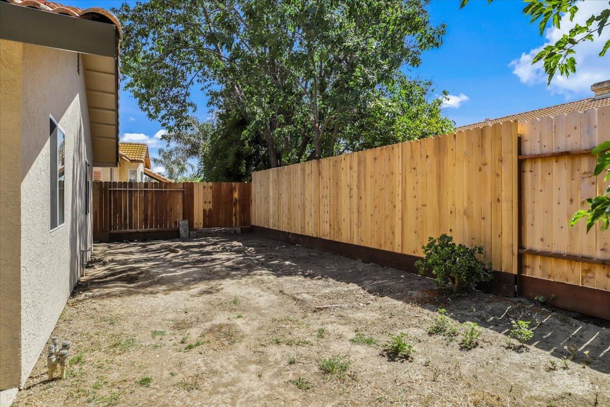 Detail Gallery Image 30 of 31 For 219 Gee Gee Ave, Los Banos,  CA 93635 - 3 Beds | 2 Baths