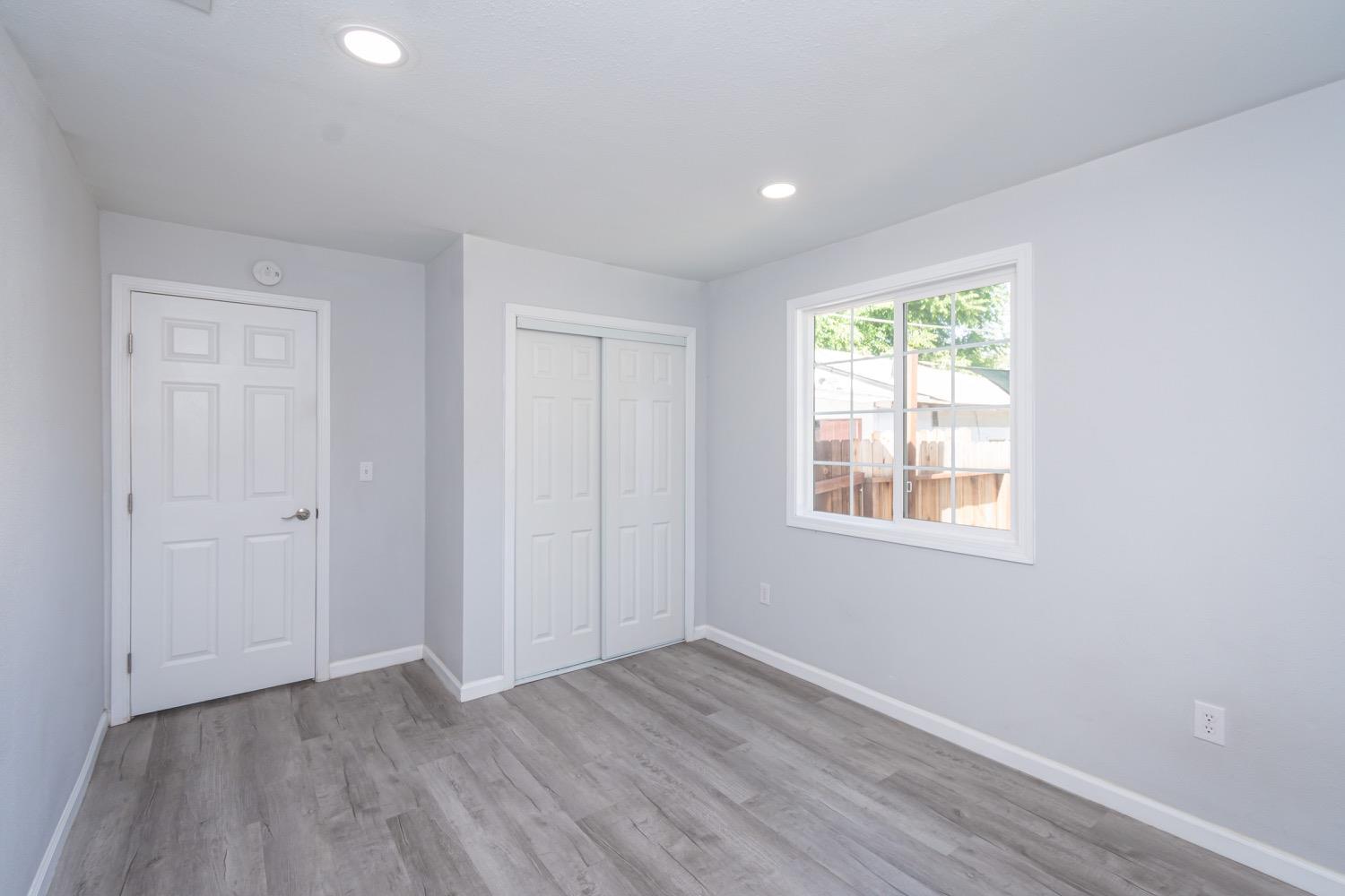 Detail Gallery Image 20 of 64 For 2554 Clay St, Sacramento,  CA 95815 - 4 Beds | 2 Baths