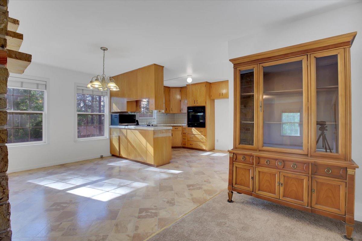Detail Gallery Image 11 of 23 For 1770 Point View Dr, Placerville,  CA 95667 - 4 Beds | 1 Baths