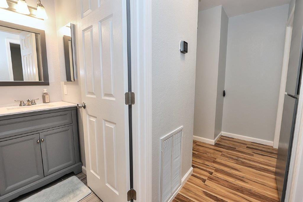 Detail Gallery Image 16 of 42 For 6832 Castleberry Cir, Citrus Heights,  CA 95621 - 3 Beds | 2 Baths