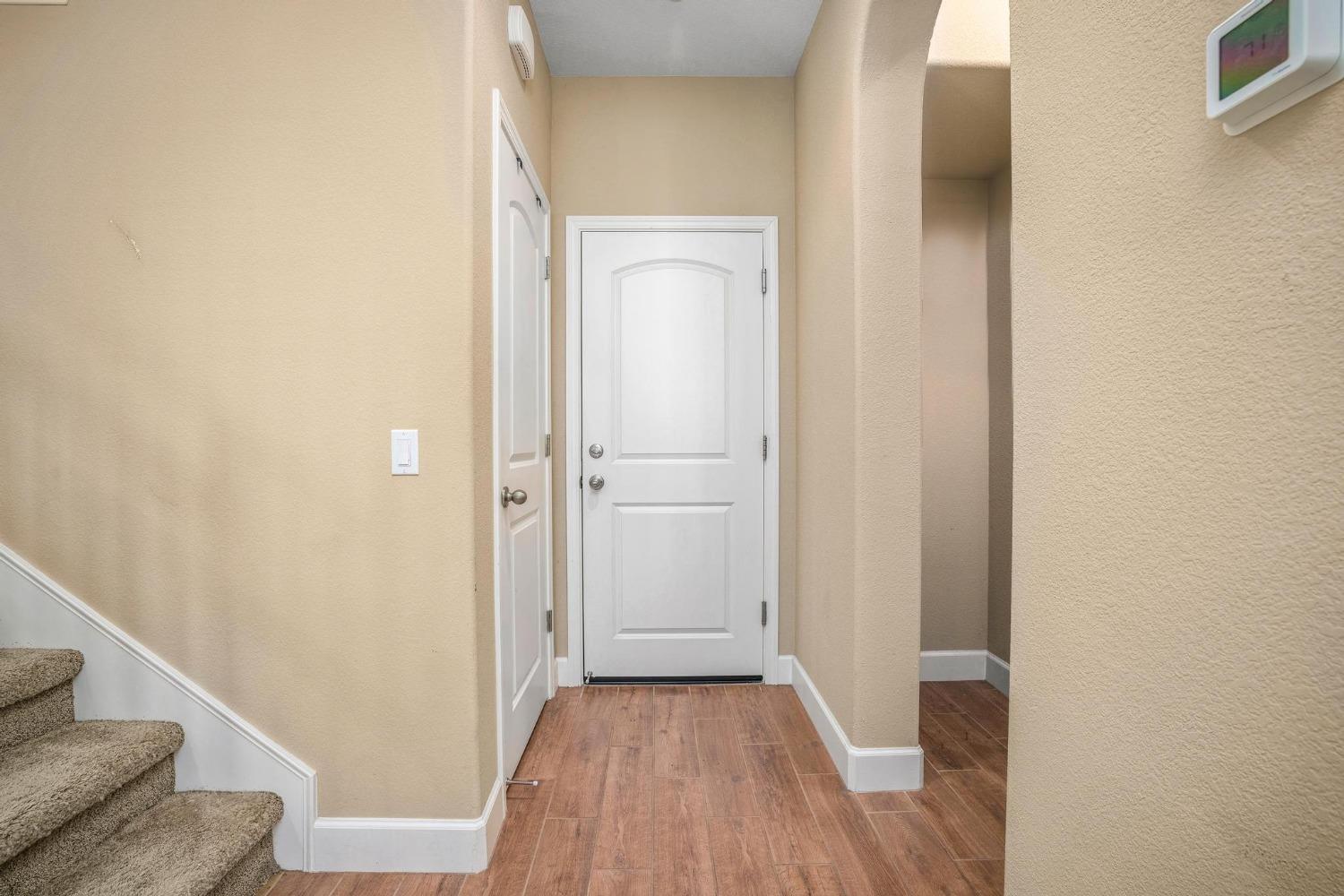 Detail Gallery Image 15 of 38 For 3925 Rose Garden Way, Turlock,  CA 95382 - 3 Beds | 2/1 Baths