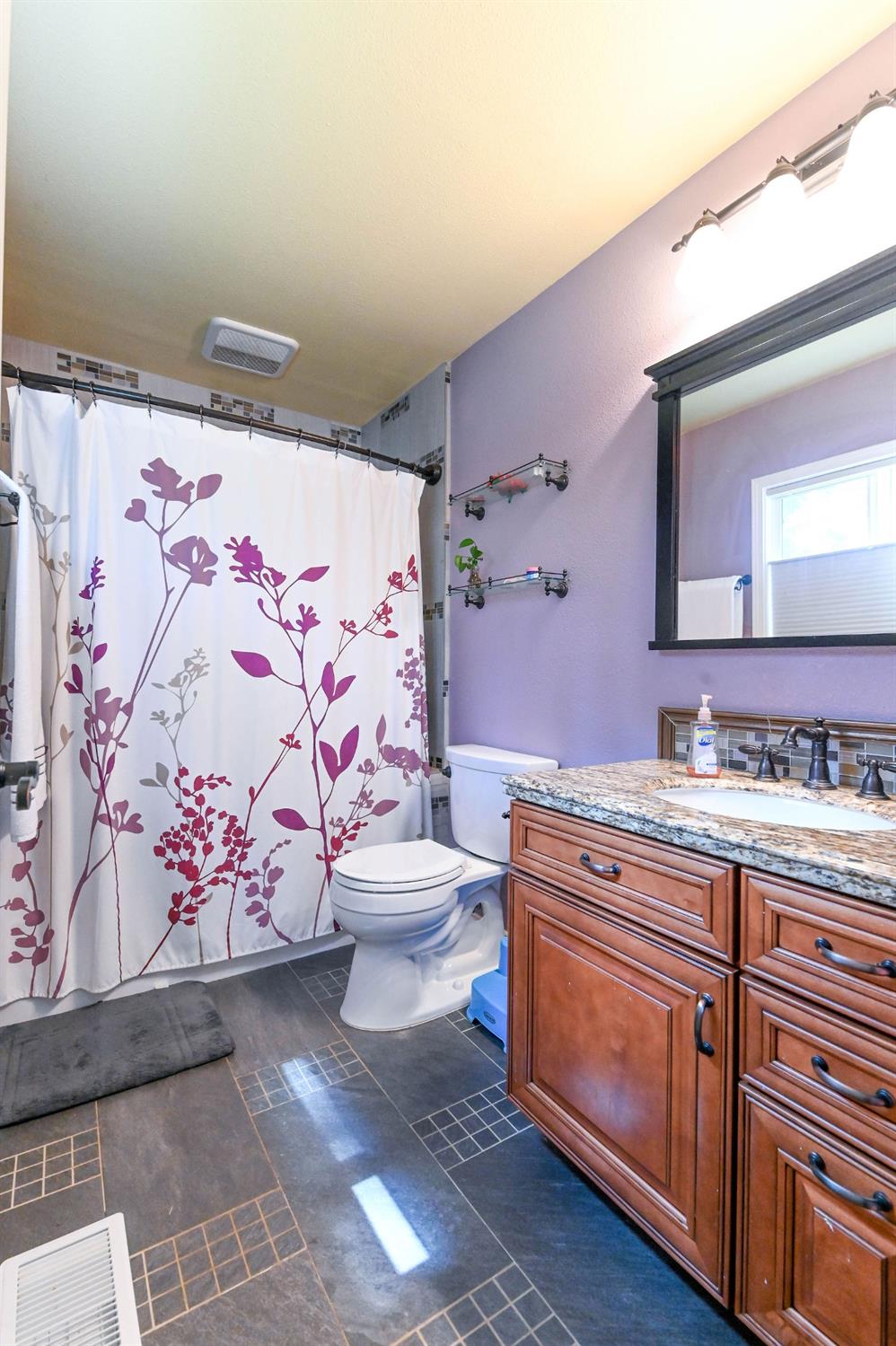 Detail Gallery Image 24 of 98 For 22253 Meadowbrook Dr, Pine Grove,  CA 95665 - 3 Beds | 2/1 Baths