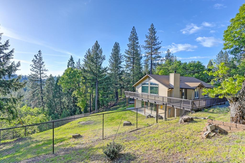 Detail Gallery Image 9 of 61 For 5031 Shooting Star Rd, Pollock Pines,  CA 95726 - 4 Beds | 2/2 Baths