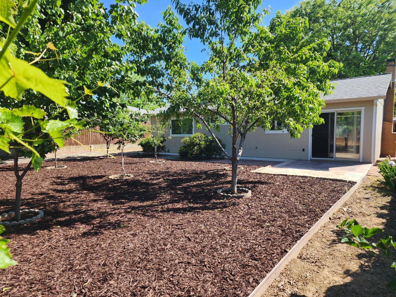 Detail Gallery Image 27 of 35 For 4909 Ruger Ct, Sacramento,  CA 95842 - 3 Beds | 2 Baths