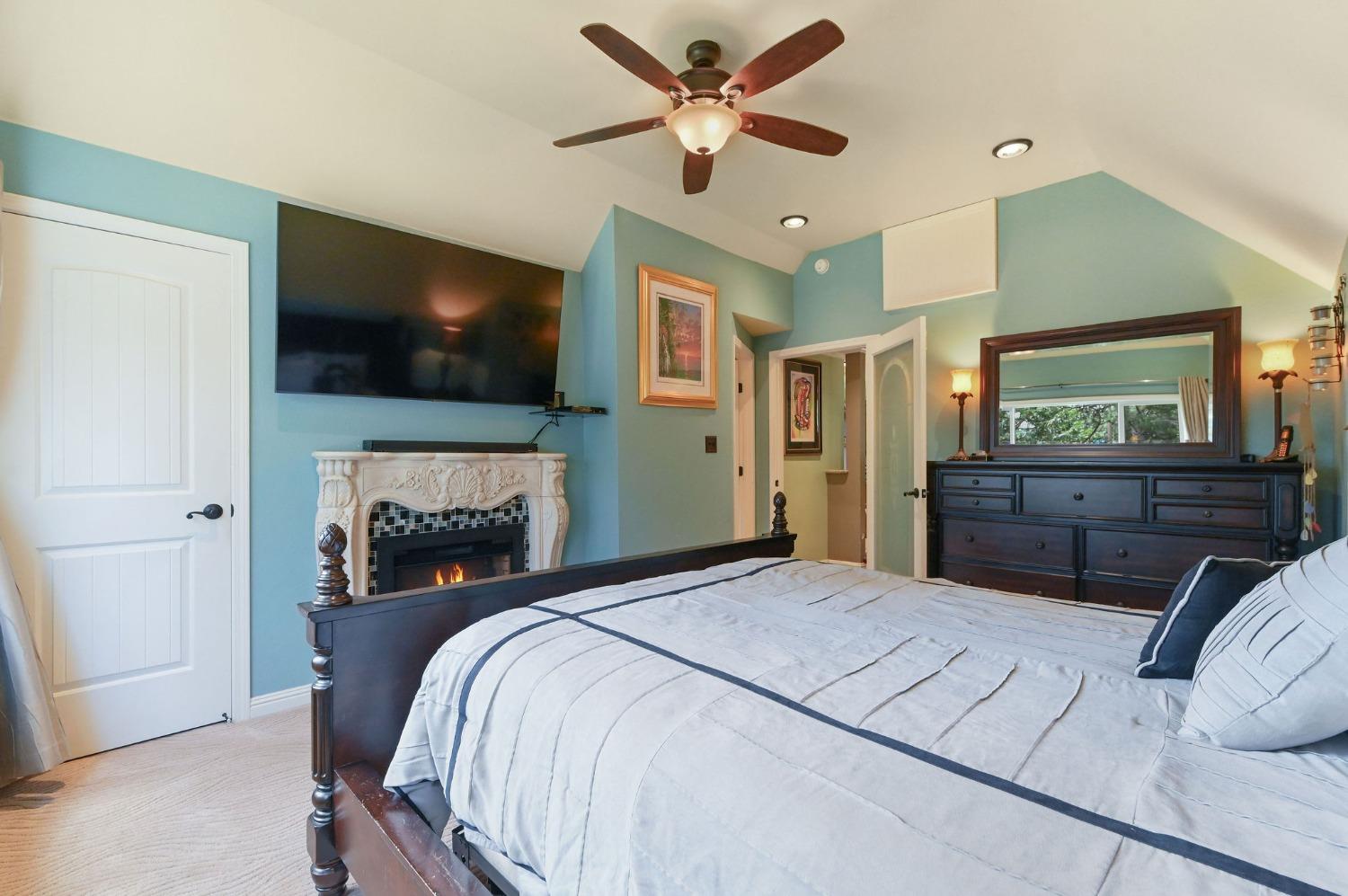 Detail Gallery Image 17 of 98 For 22253 Meadowbrook Dr, Pine Grove,  CA 95665 - 3 Beds | 2/1 Baths