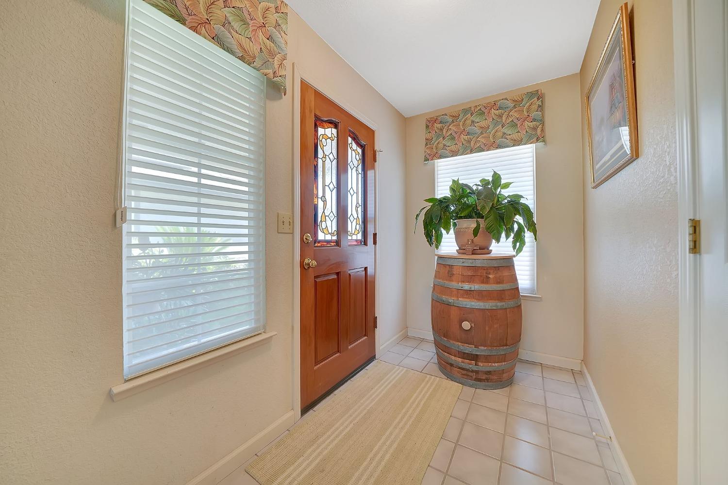 Detail Gallery Image 9 of 71 For 14 Teal Ct, Wallace,  CA 95254 - 3 Beds | 2 Baths
