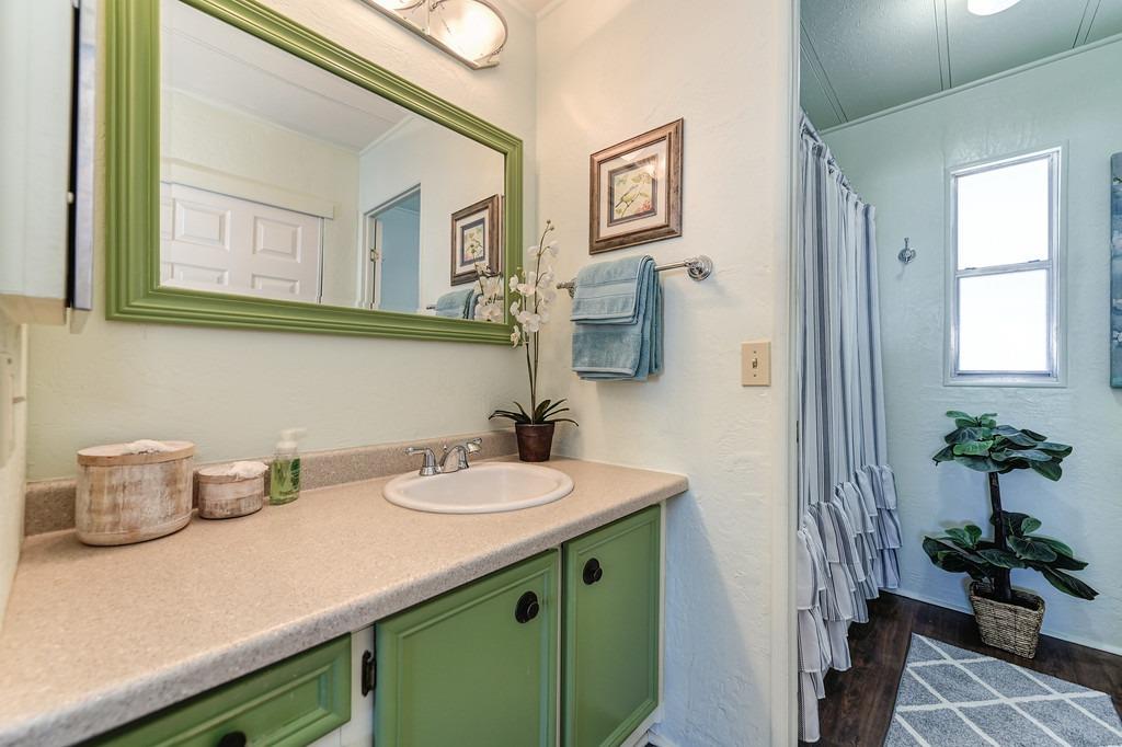Detail Gallery Image 30 of 42 For 33 Allan Court, Folsom,  CA 95630 - 2 Beds | 2 Baths