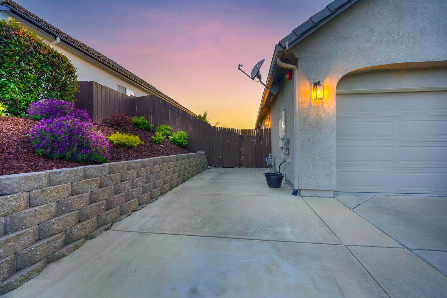 Detail Gallery Image 5 of 47 For 200 Fantail, Lincoln,  CA 95648 - 4 Beds | 2 Baths