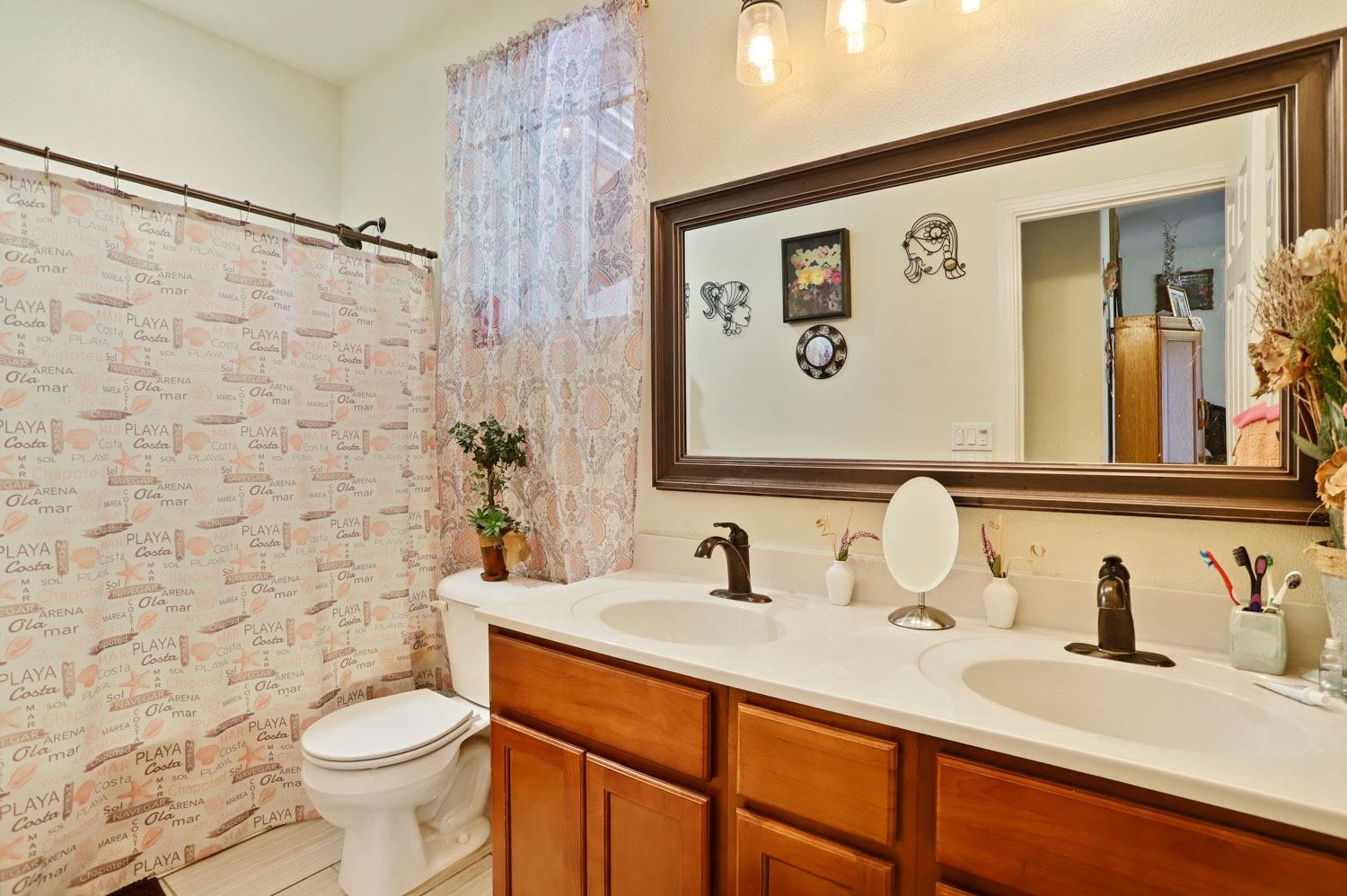 Detail Gallery Image 21 of 28 For 5243 Ardelle Ave, Stockton,  CA 95215 - 4 Beds | 2 Baths