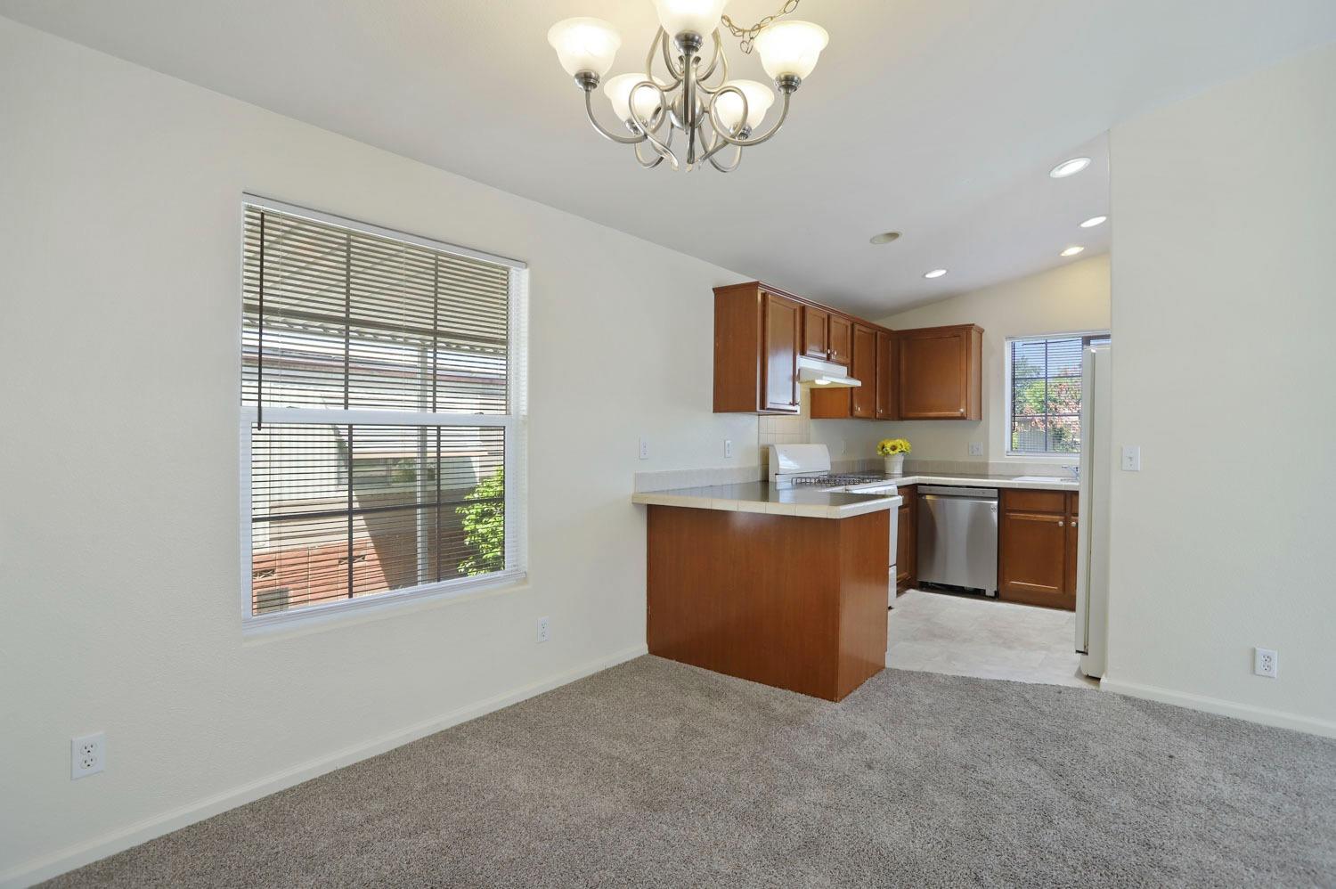 Detail Gallery Image 16 of 34 For 820 N Lincoln Way 76, Galt,  CA 95632 - 2 Beds | 2 Baths