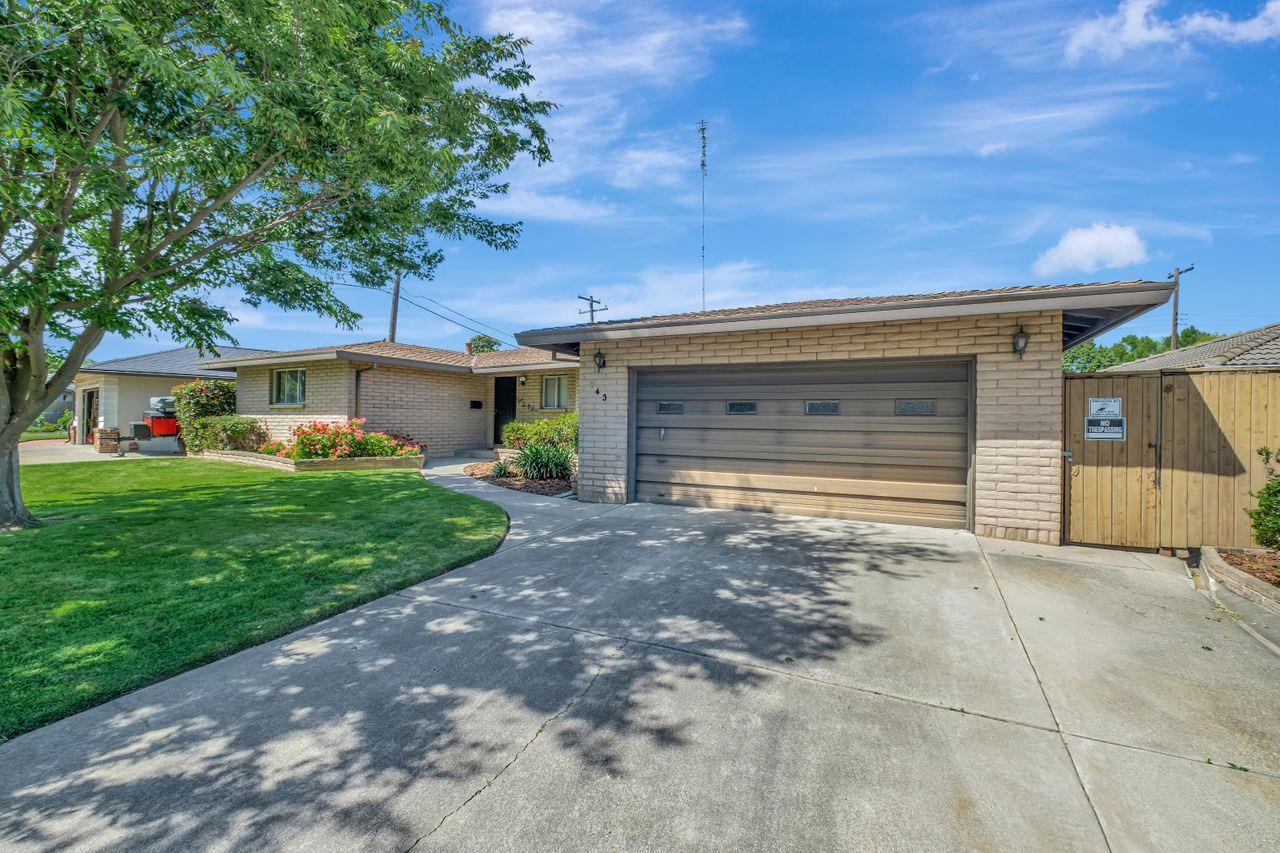 Detail Gallery Image 2 of 64 For 843 Bell Air Dr, Sacramento,  CA 95822 - 3 Beds | 2 Baths