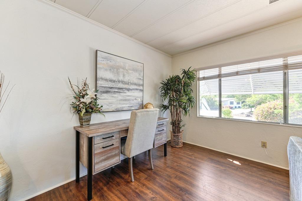 Detail Gallery Image 12 of 42 For 33 Allan Court, Folsom,  CA 95630 - 2 Beds | 2 Baths