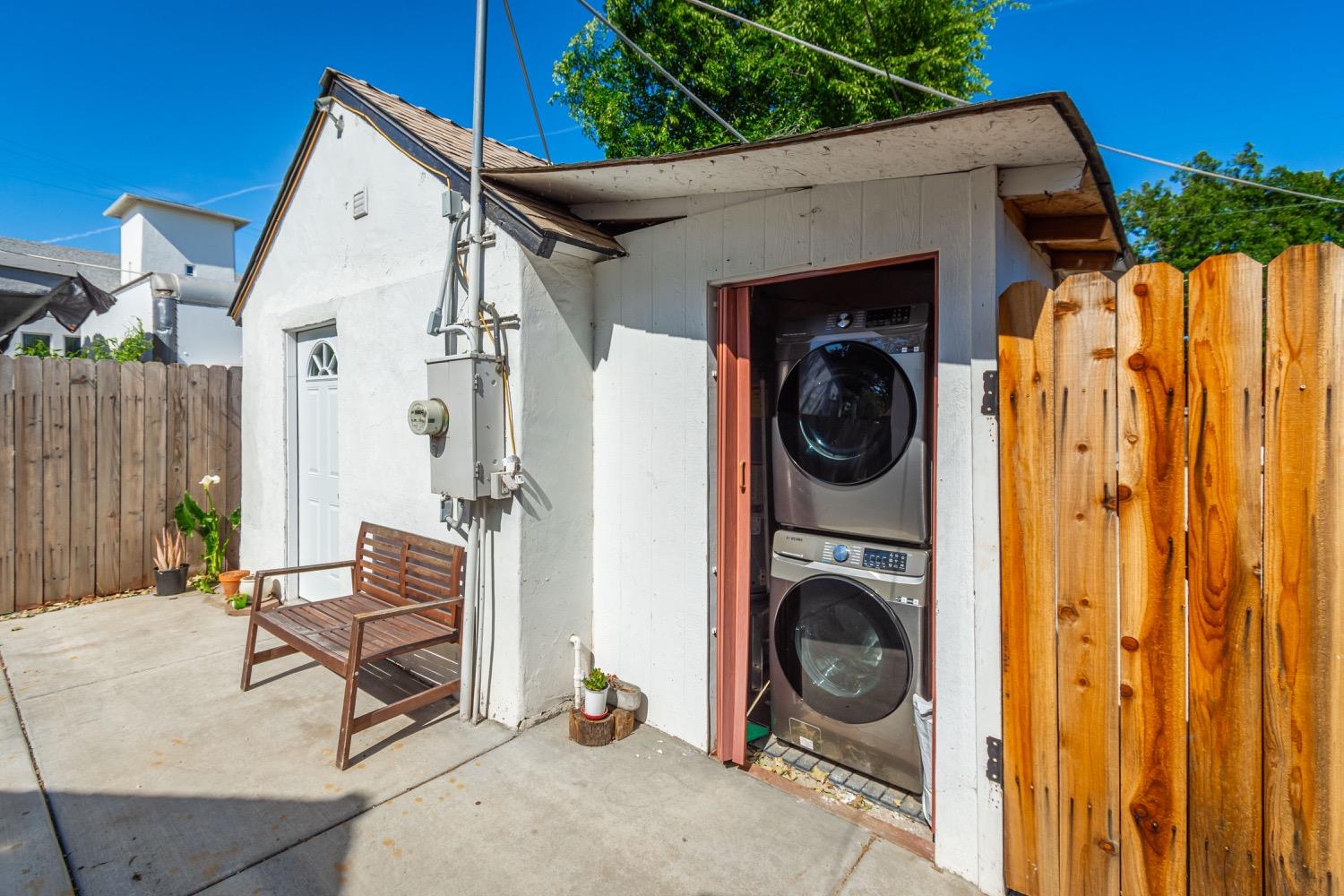 Detail Gallery Image 51 of 64 For 2554 Clay St, Sacramento,  CA 95815 - 4 Beds | 2 Baths