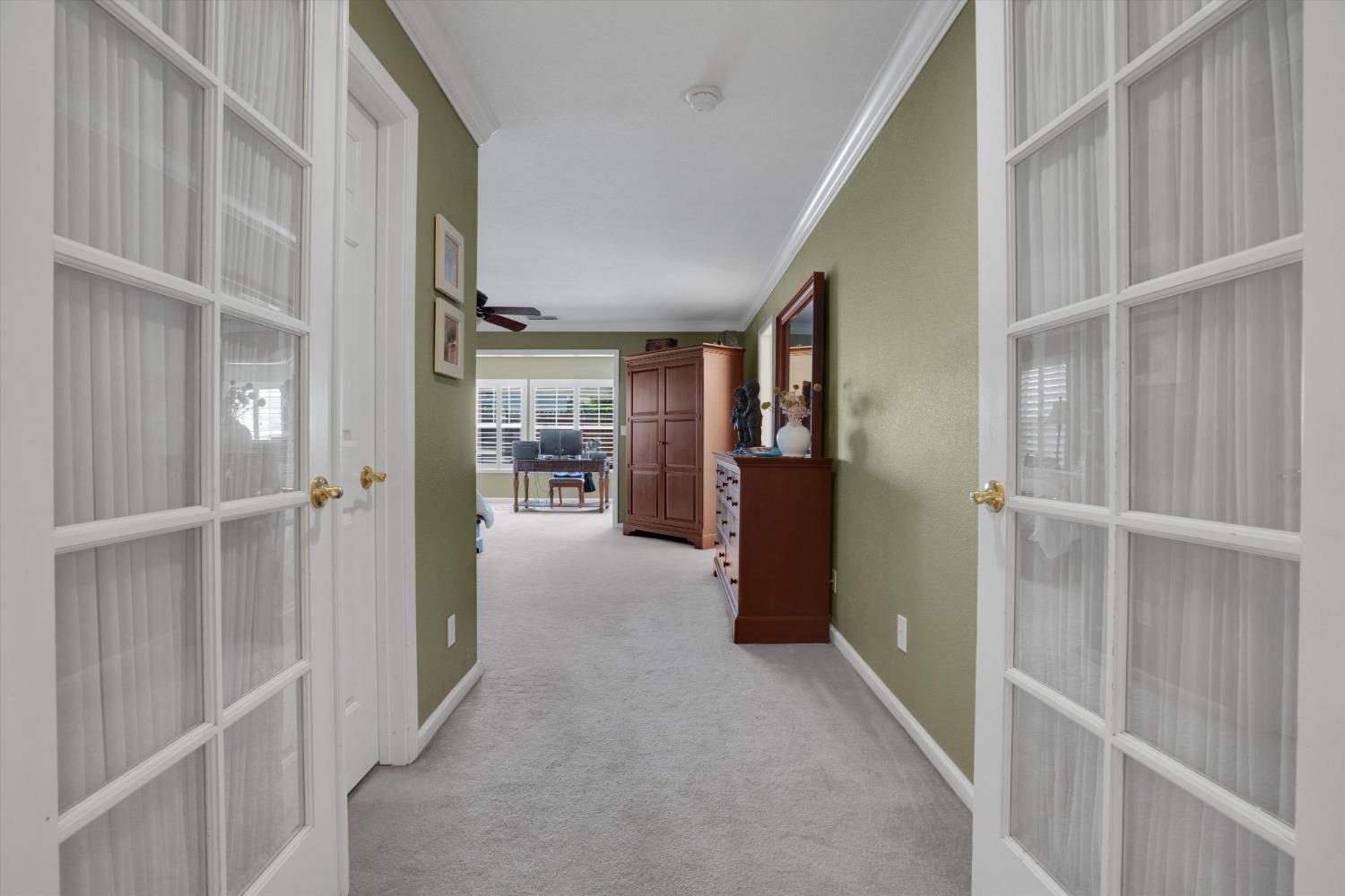 Detail Gallery Image 16 of 40 For 10419 Freshwater Pt, Stockton,  CA 95209 - 4 Beds | 2 Baths