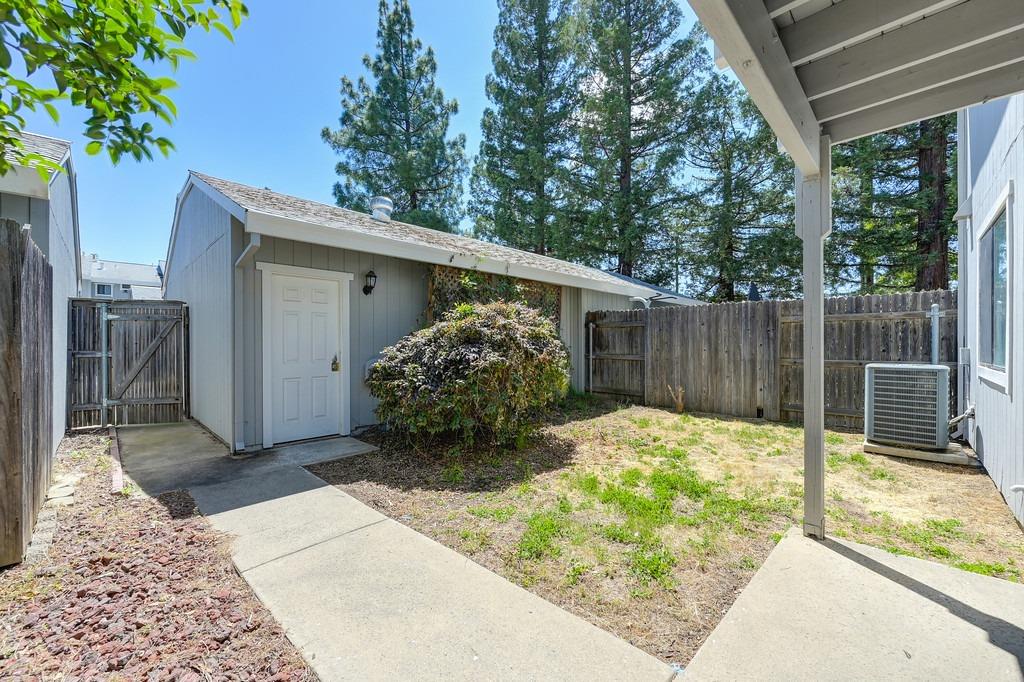 Detail Gallery Image 31 of 39 For 3612 Gold Creek Ln, Sacramento,  CA 95827 - 2 Beds | 2 Baths