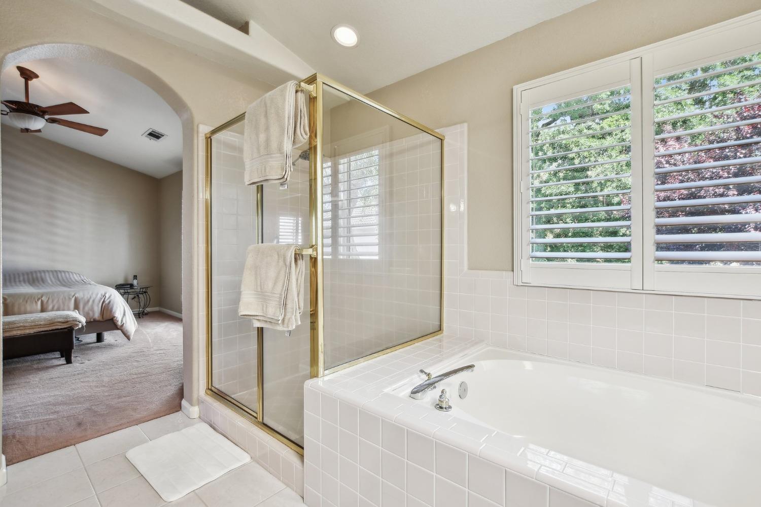 Detail Gallery Image 22 of 32 For 10689 Pleasant Valley Cir, Stockton,  CA 95209 - 3 Beds | 2/1 Baths