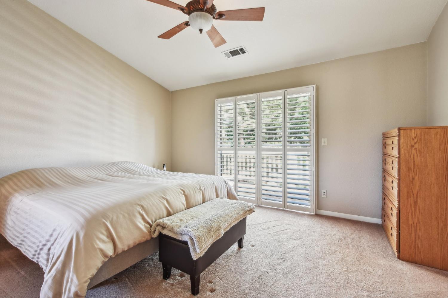 Detail Gallery Image 17 of 32 For 10689 Pleasant Valley Cir, Stockton,  CA 95209 - 3 Beds | 2/1 Baths