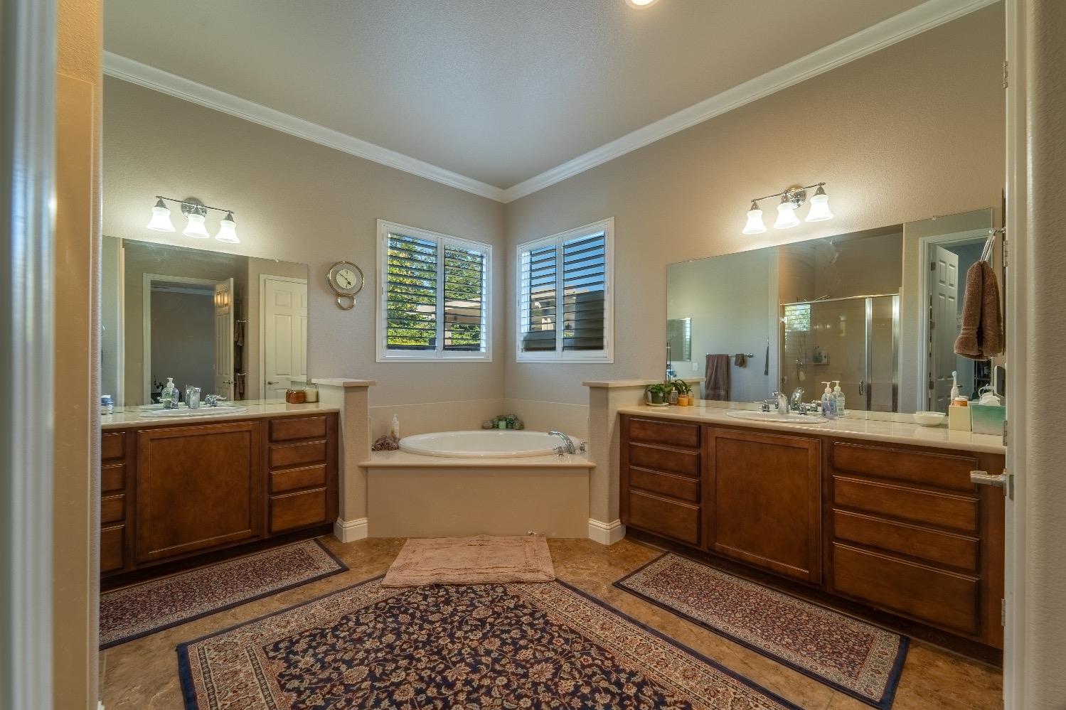 Detail Gallery Image 34 of 48 For 1512 Knollwood St, Manteca,  CA 95336 - 3 Beds | 2/1 Baths